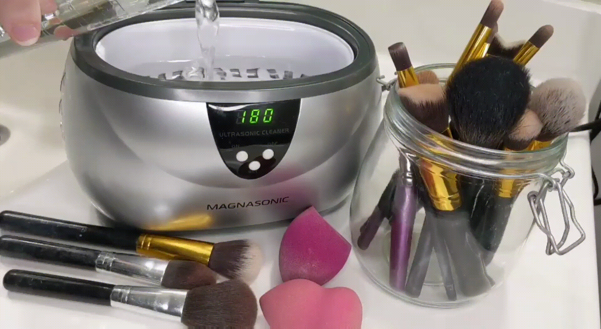Can I Clean Makeup Brushes in an Ultrasonic Cleaner